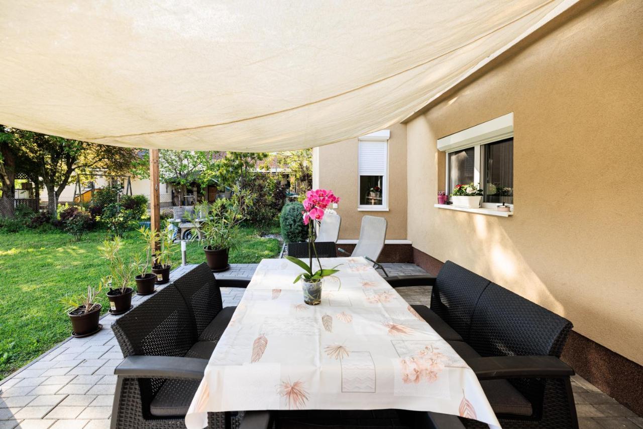 Fekete Orchidea Apartman Balatonkenese Εξωτερικό φωτογραφία